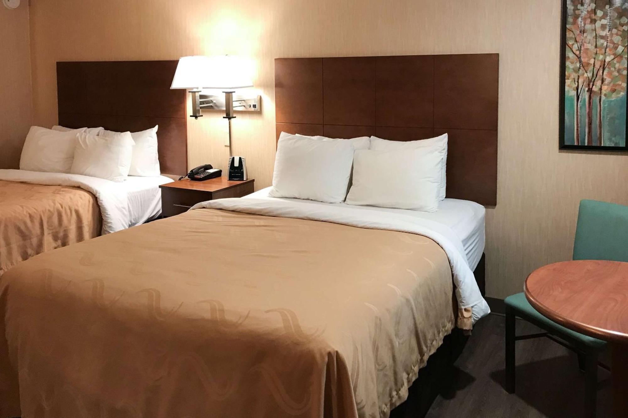 Quality Inn Бедфорд Екстериор снимка